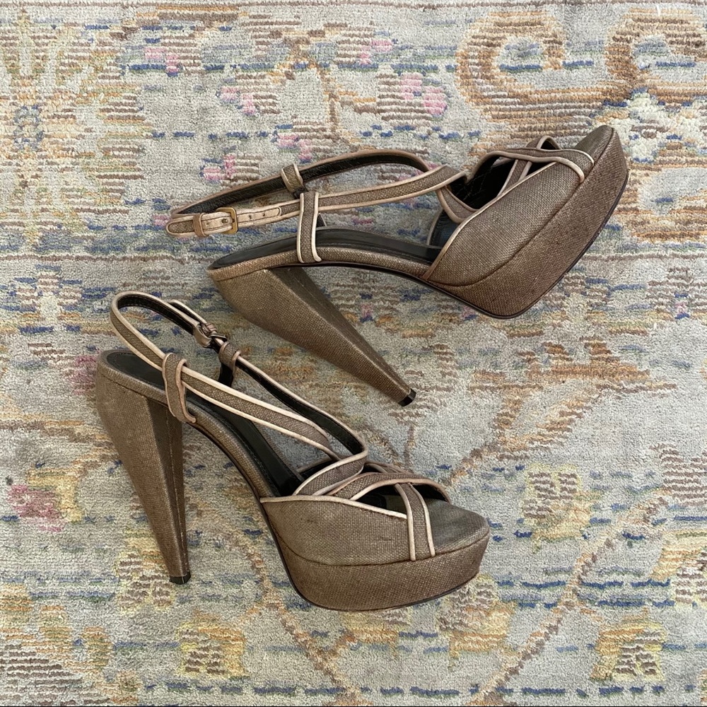 Burberry • Drill Platforms • 38